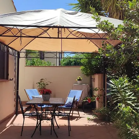 Cerami Con Parcheggio A Un Passo Dal Mare *