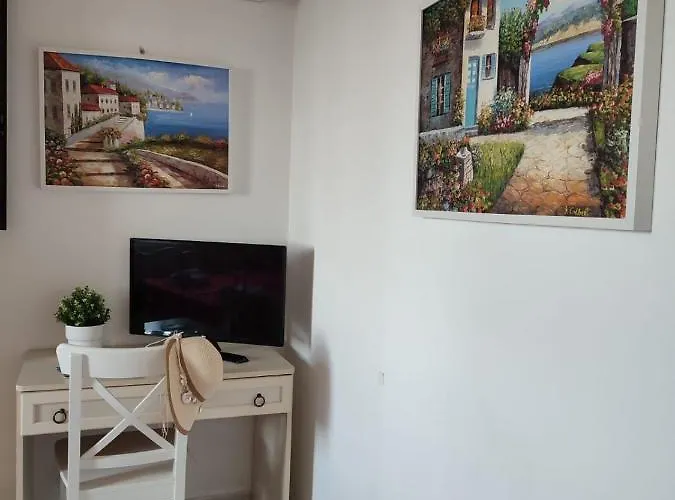 Cerami Con Parcheggio A Un Passo Dal Mare דירה